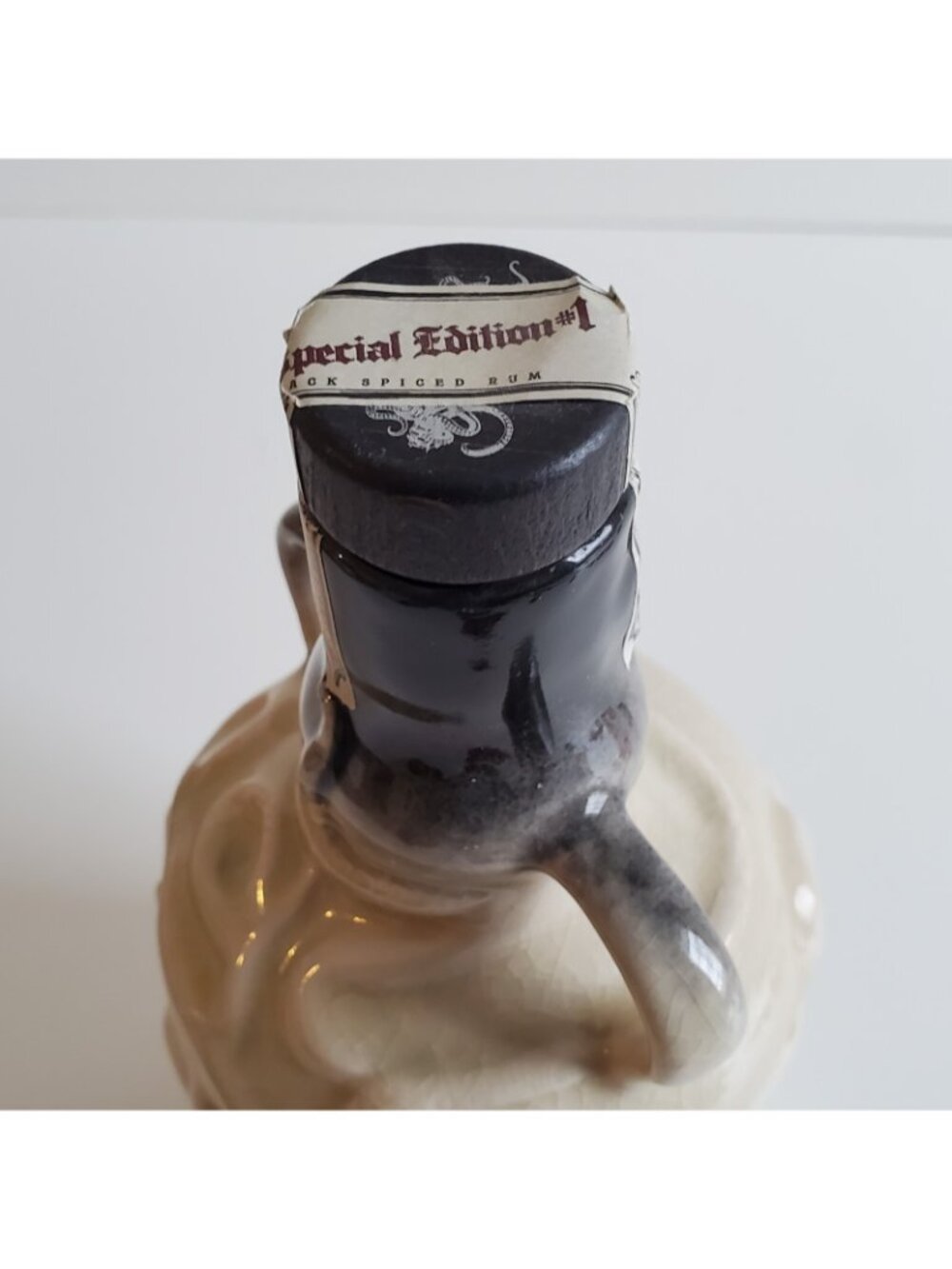The Kraken Ceramic Rum Bottle Sea Monster EMPTY 750 ml - Picture 10 of 11